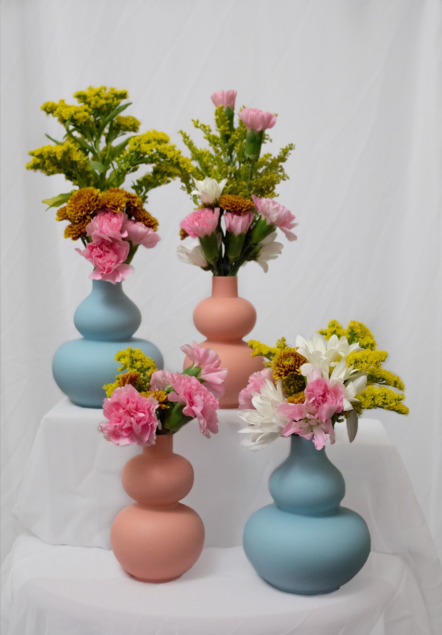 Matte Mini Double Lobed Vase